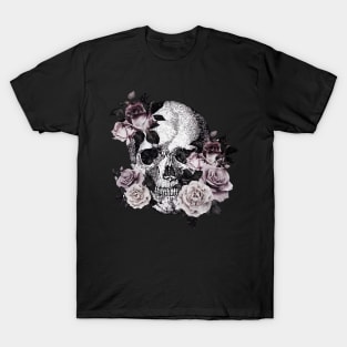 Tribe skull art design with roses T-Shirt